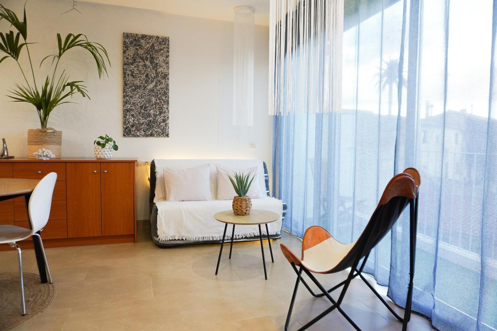 Costa Brava Acollidor Apartament Amb Gran Terrassa Per A 3 Persones Castello  D'Empuries Dış mekan fotoğraf